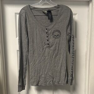 Harley-Davidson Gray Skull Long Sleeve Top